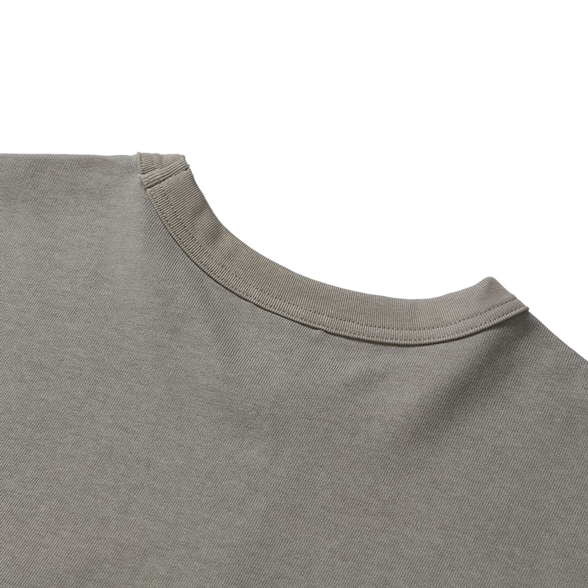 모이프(MOIF) [SS25] MAGAZINE POCKET H/S TEE / FOLIAGE GREEN
