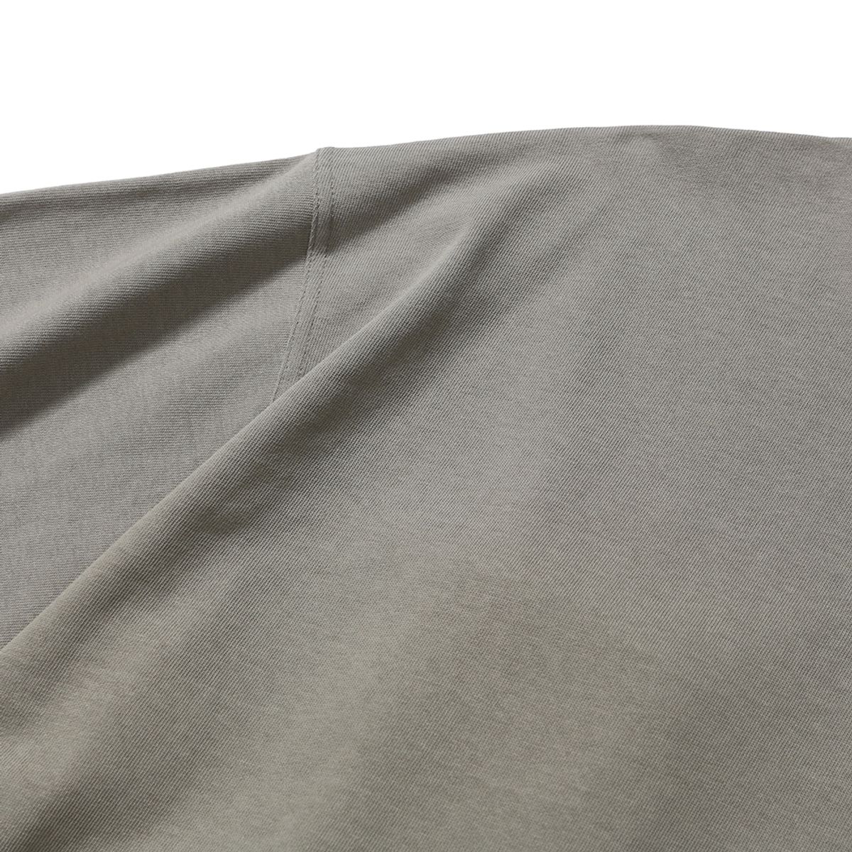 모이프(MOIF) [SS25] MAGAZINE POCKET H/S TEE / FOLIAGE GREEN
