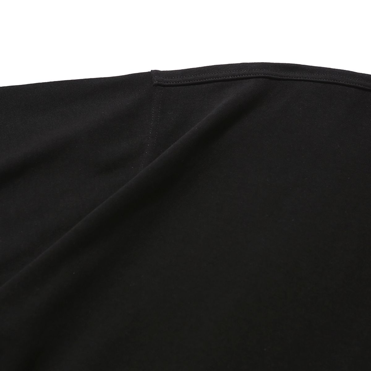 모이프(MOIF) [SS25] MAGAZINE POCKET H/S TEE / BLACK