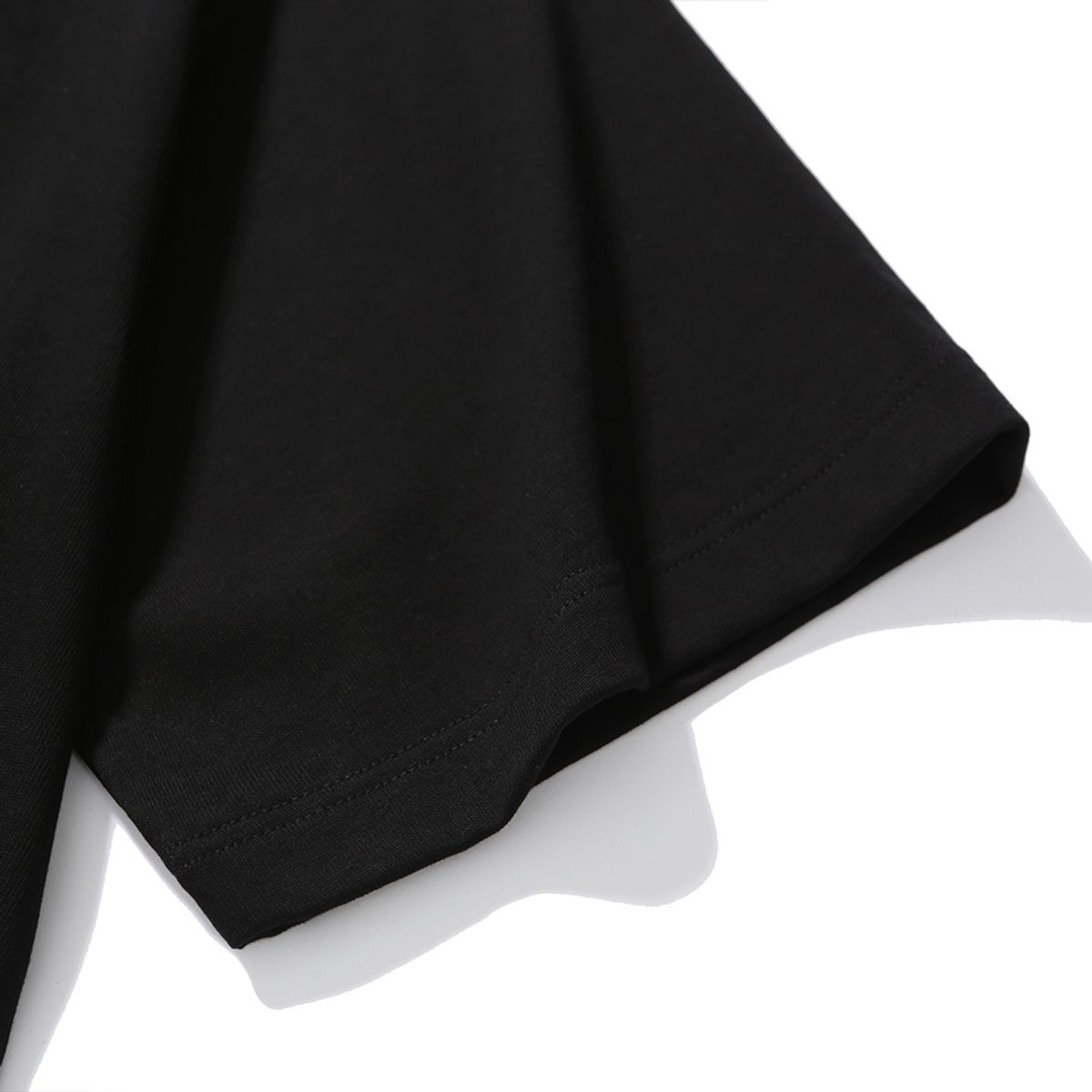 모이프(MOIF) [SS25] MAGAZINE POCKET H/S TEE / BLACK