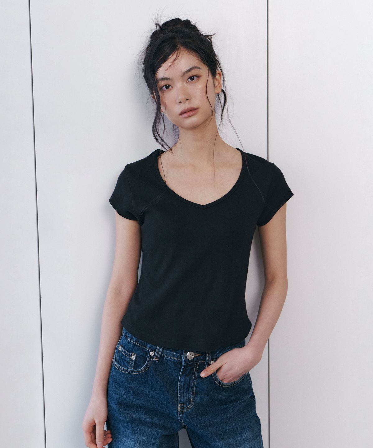 큐리티(CURETTY) C 90S LINE V-NECK HALF-SLEEVE T-SHIRT_BLACK
