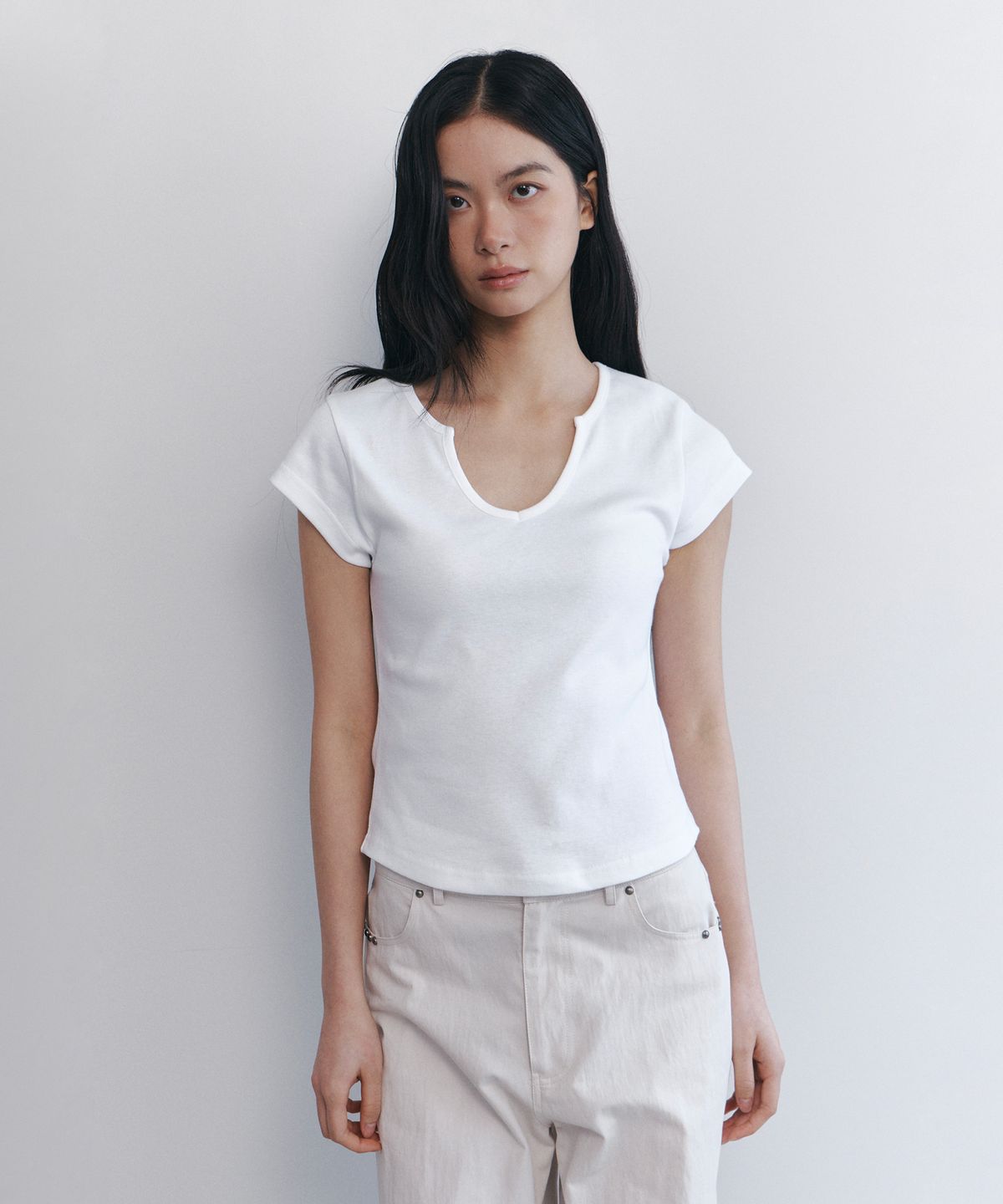 큐리티(CURETTY) C 90S LINE V-NECK HALF-SLEEVE T-SHIRT_WHITE