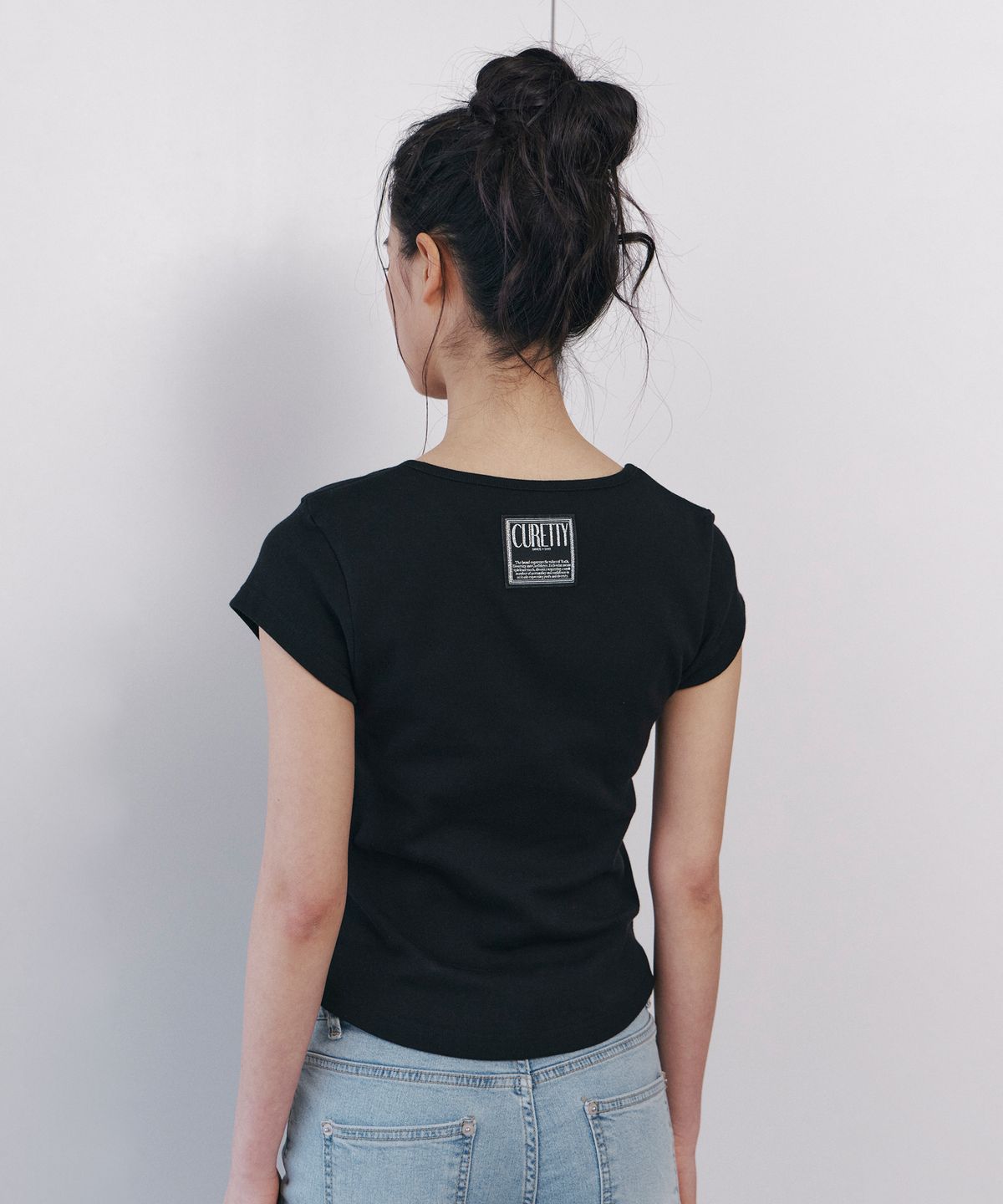 큐리티(CURETTY) C 90S LINE SLIT NECK HALF-SLEEVE T-SHIRT_BLACK