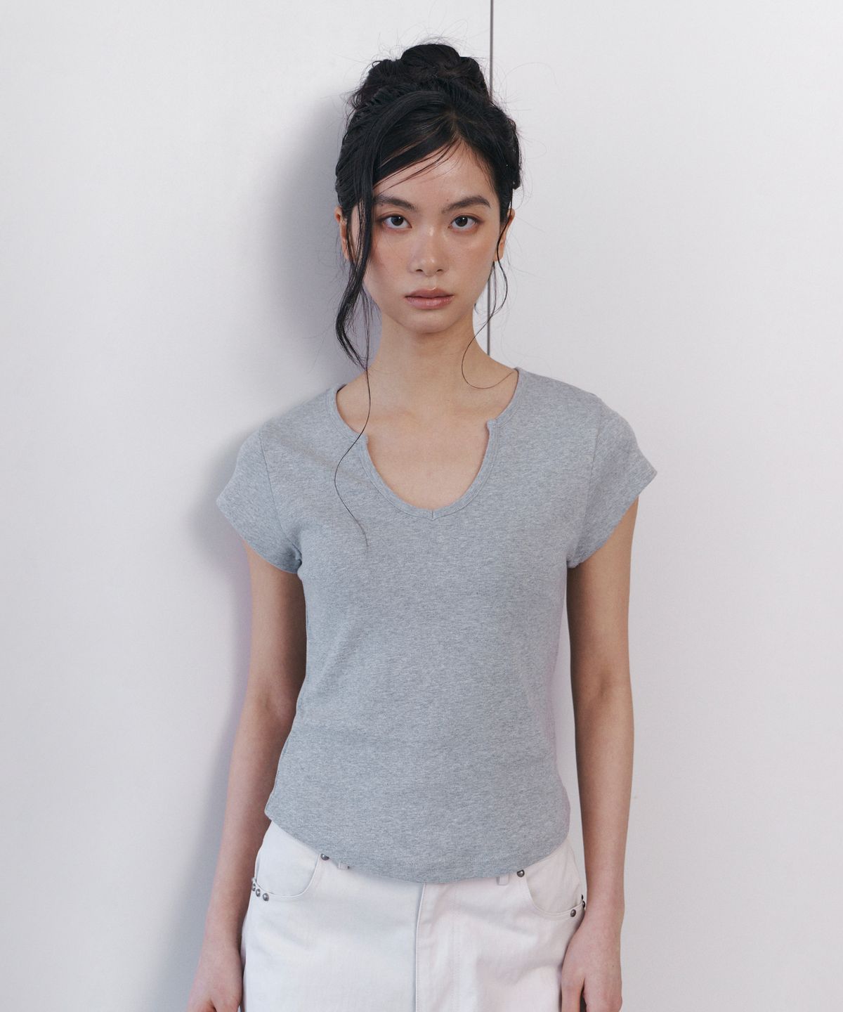큐리티(CURETTY) C 90S LINE SLIT NECK HALF-SLEEVE T-SHIRT_GREY