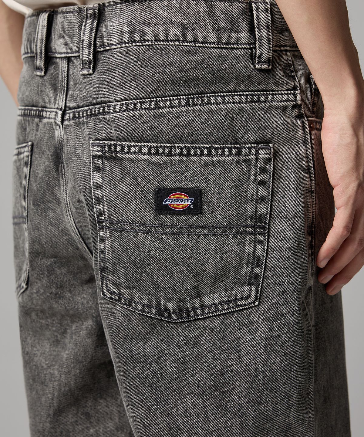 디키즈(DICKIES) 토마스빌 루즈핏 데님팬츠 Light Gray