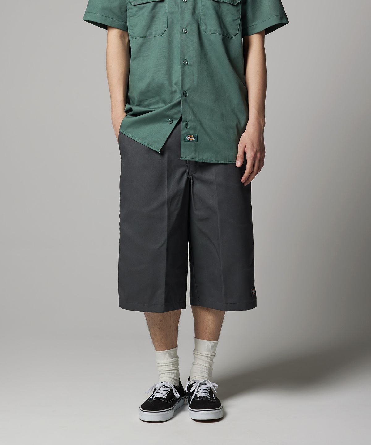 디키즈(DICKIES) 41283 루즈핏 워크쇼츠 Charcoal Gray