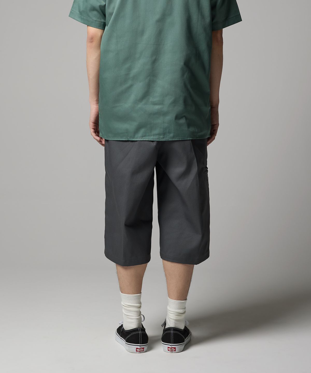 디키즈(DICKIES) 41283 루즈핏 워크쇼츠 Charcoal Gray