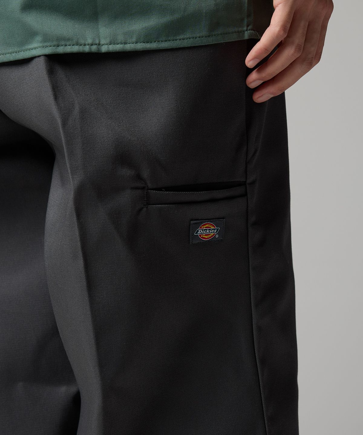 디키즈(DICKIES) 41283 루즈핏 워크쇼츠 Charcoal Gray
