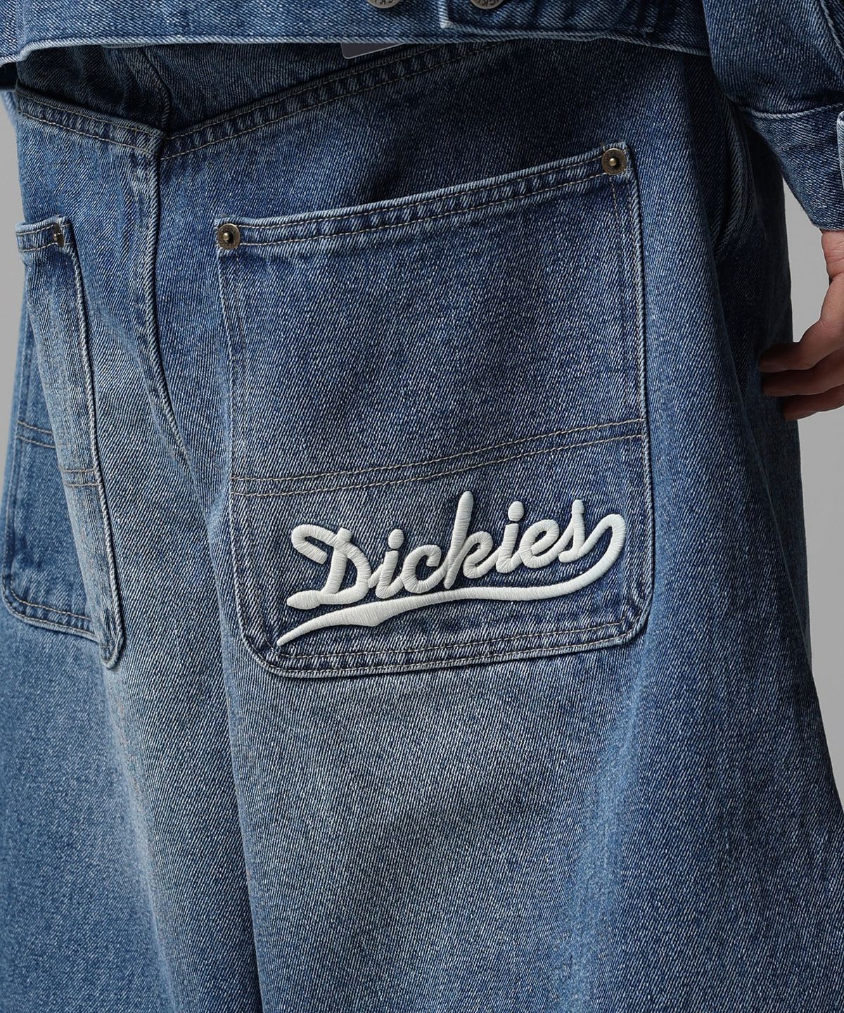 디키즈(DICKIES) 웨이브 로고 데님 쇼츠 Medium Blue