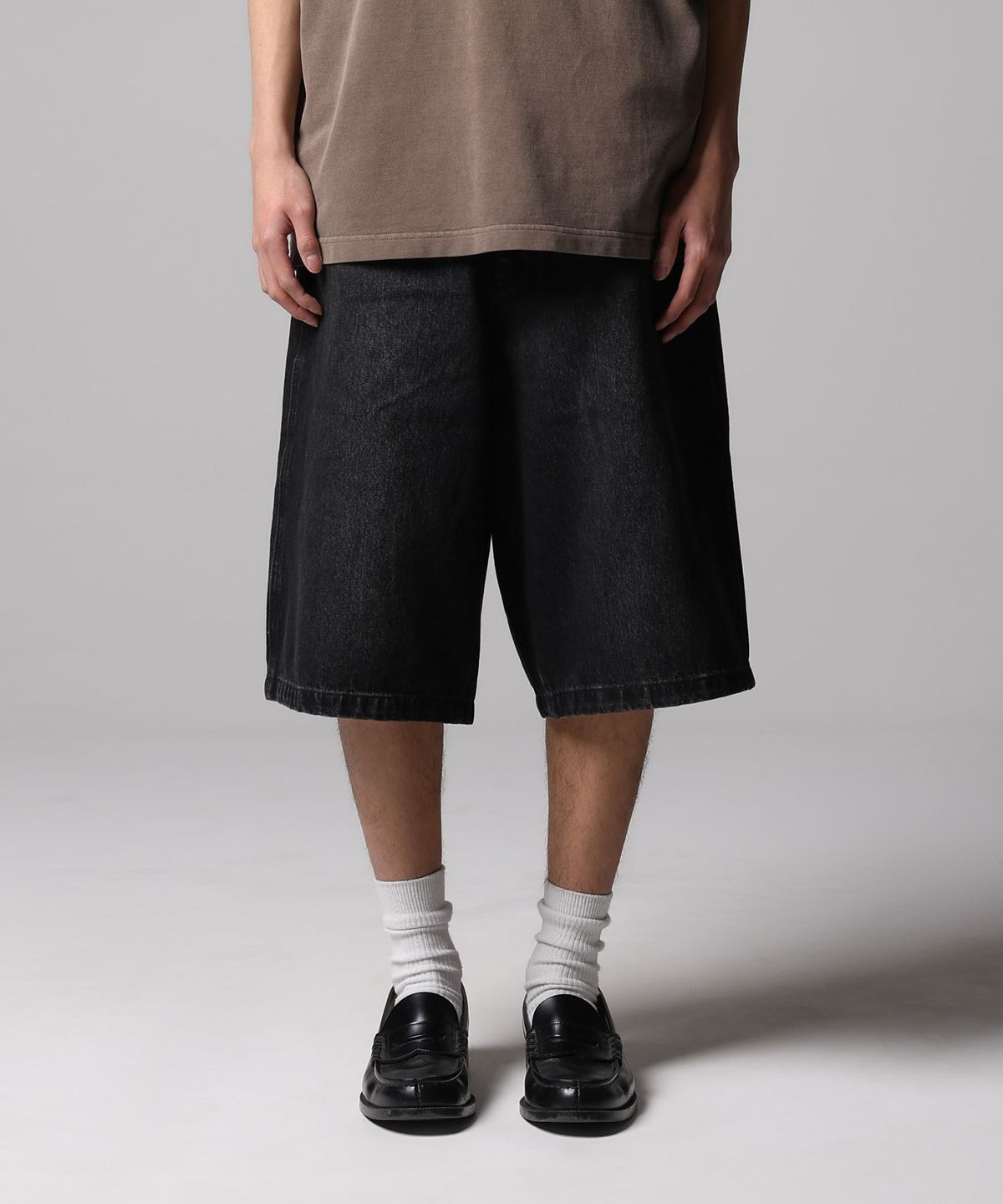디키즈(DICKIES) 웨이브 로고 데님 쇼츠 Black Denim
