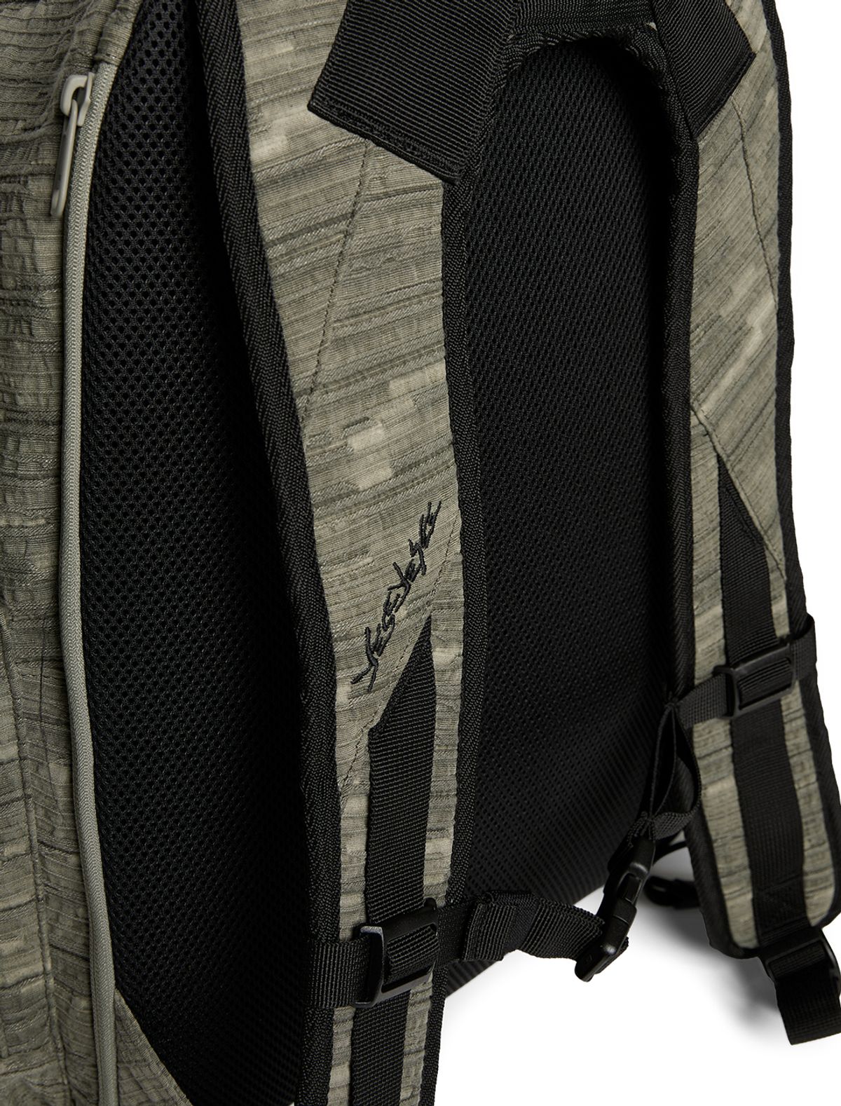 예스아이씨(YESEYESEE) Boarders Backpack Khaki
