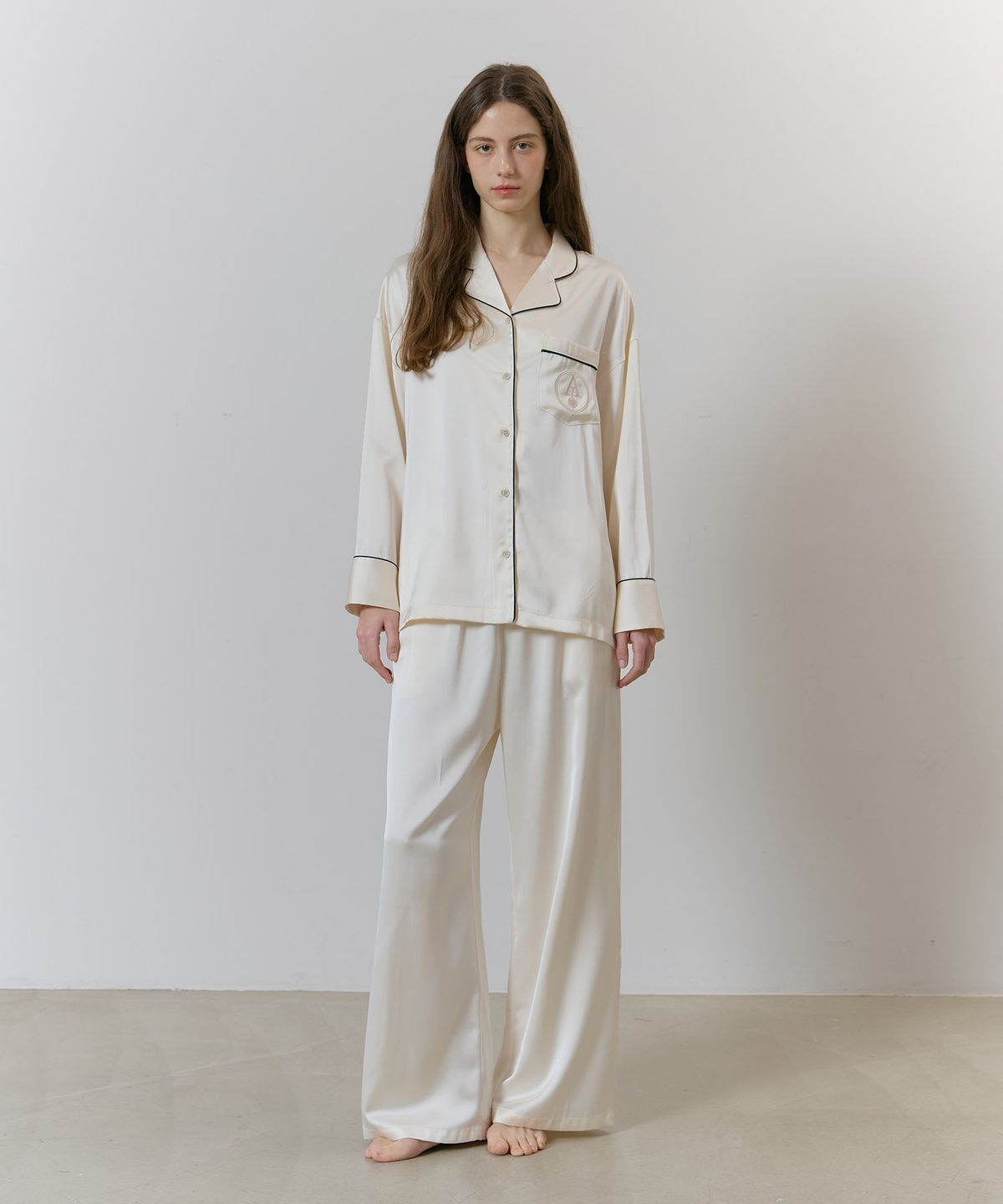 아템포(ATEMPO) CLASSIC ROUND PAJAMA SET_royal ivory
