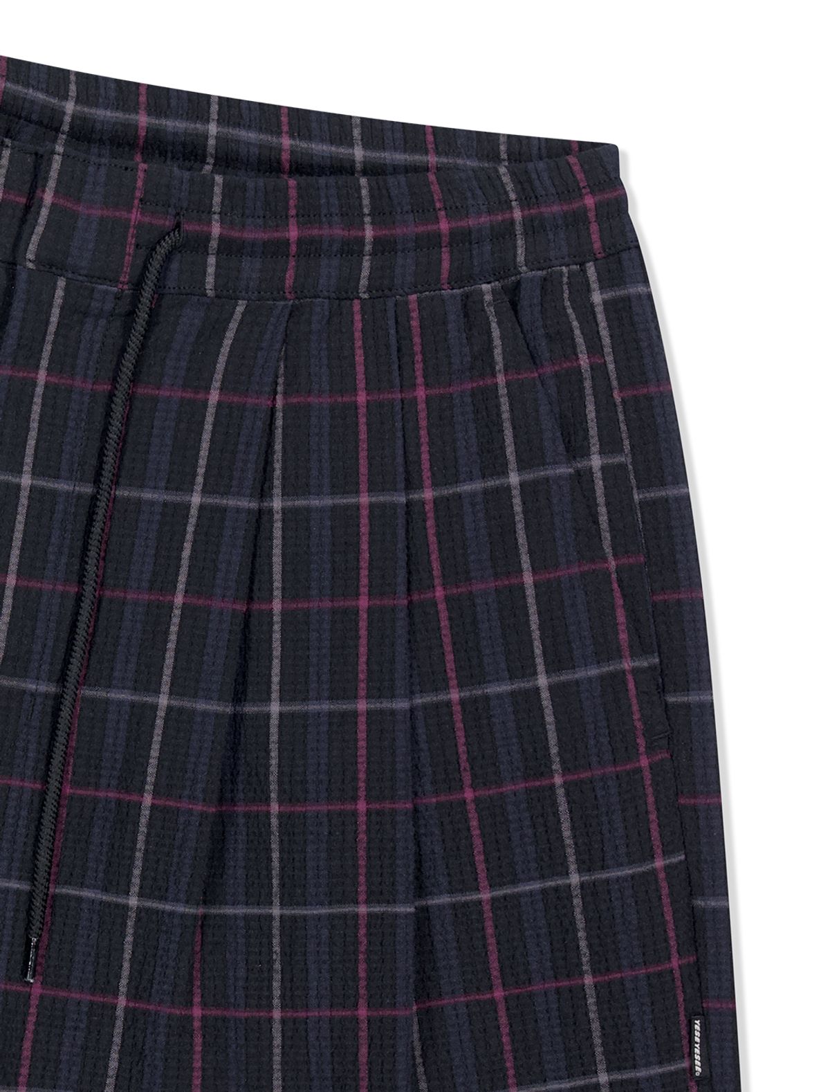 예스아이씨(YESEYESEE) Crinkled Fabric Check Shorts Black