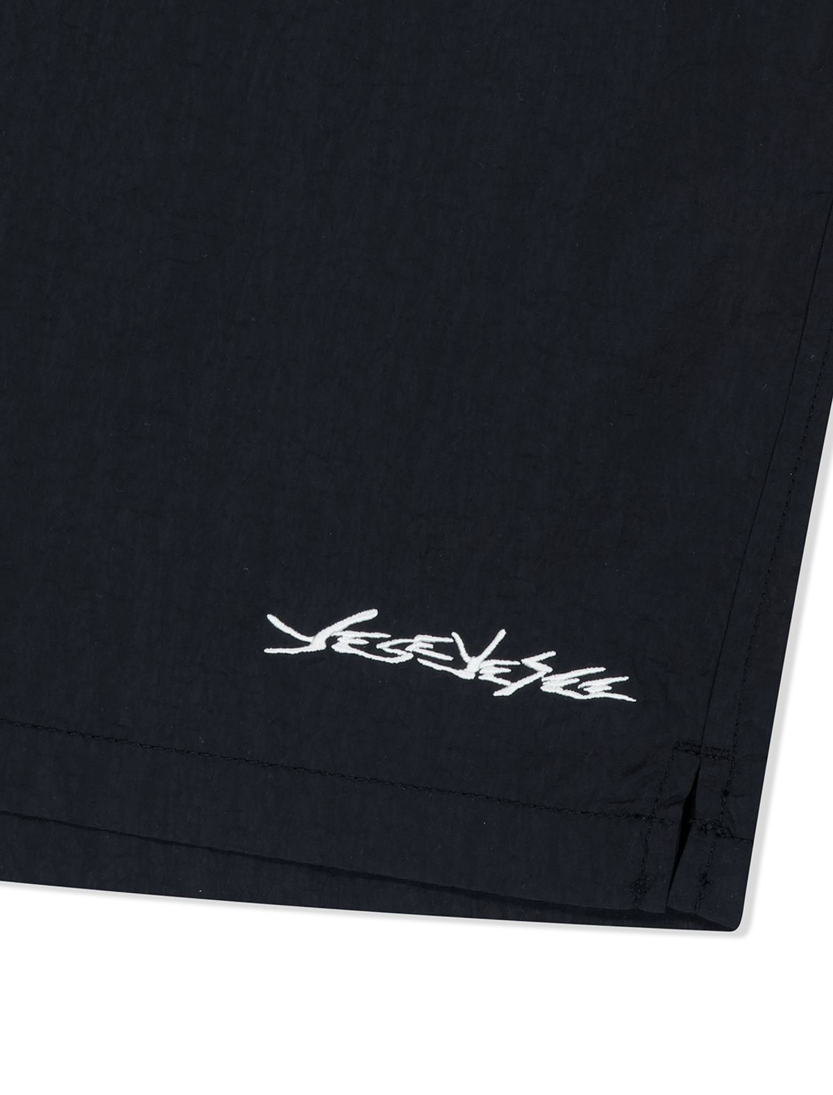 예스아이씨(YESEYESEE) Nylon Dash Shorts Black