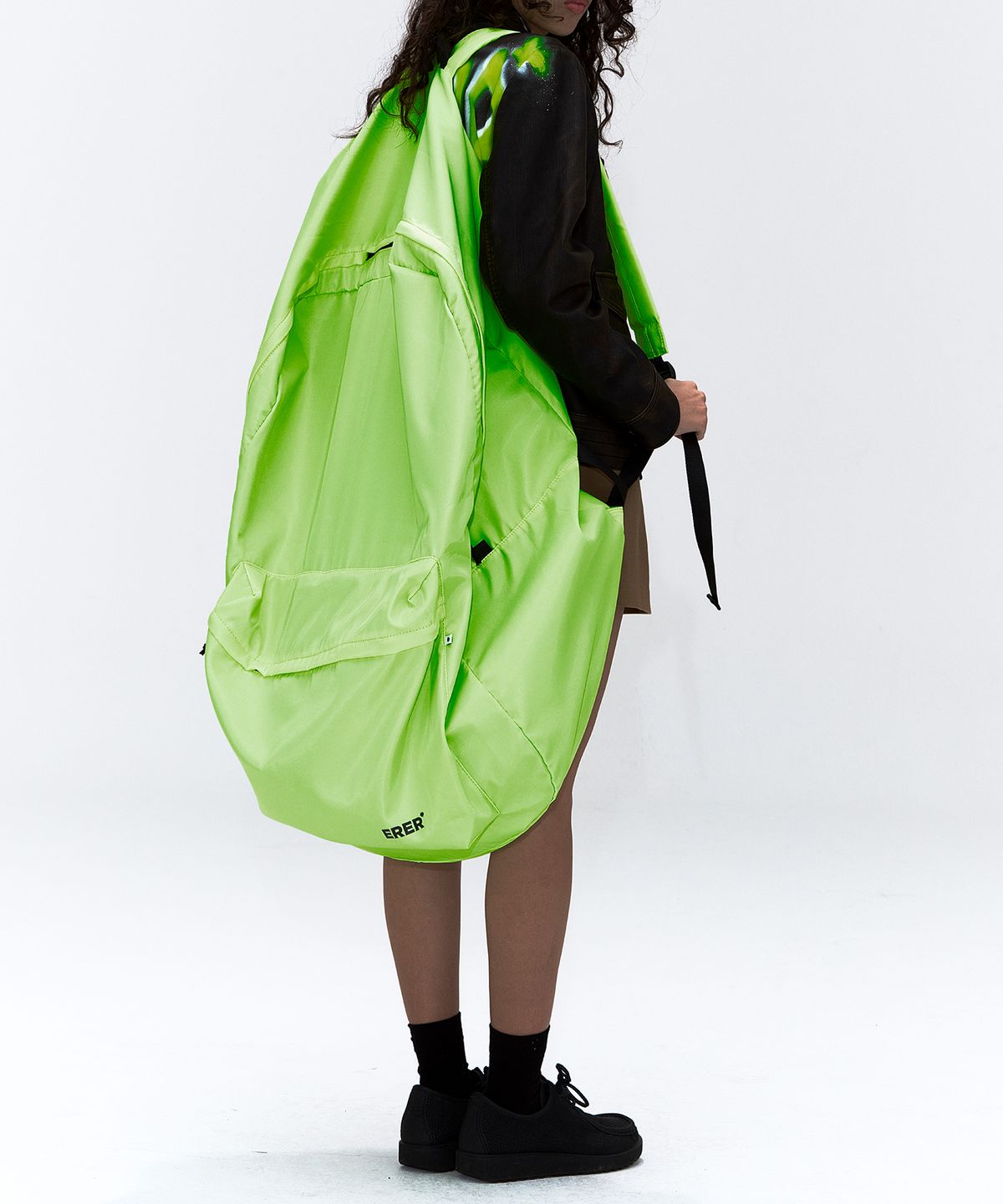 에르에르(ERER) BIG BACK BAG Neon Lime