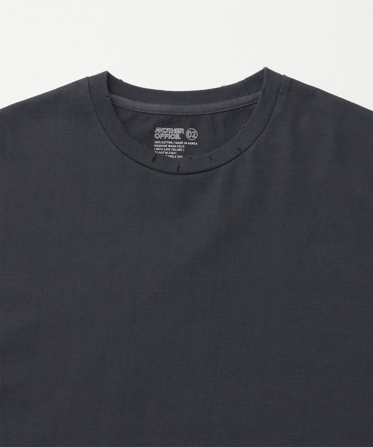 어나더 오피스(ANOTHER OFFICE) Bold Damage Tee (Charcoal)