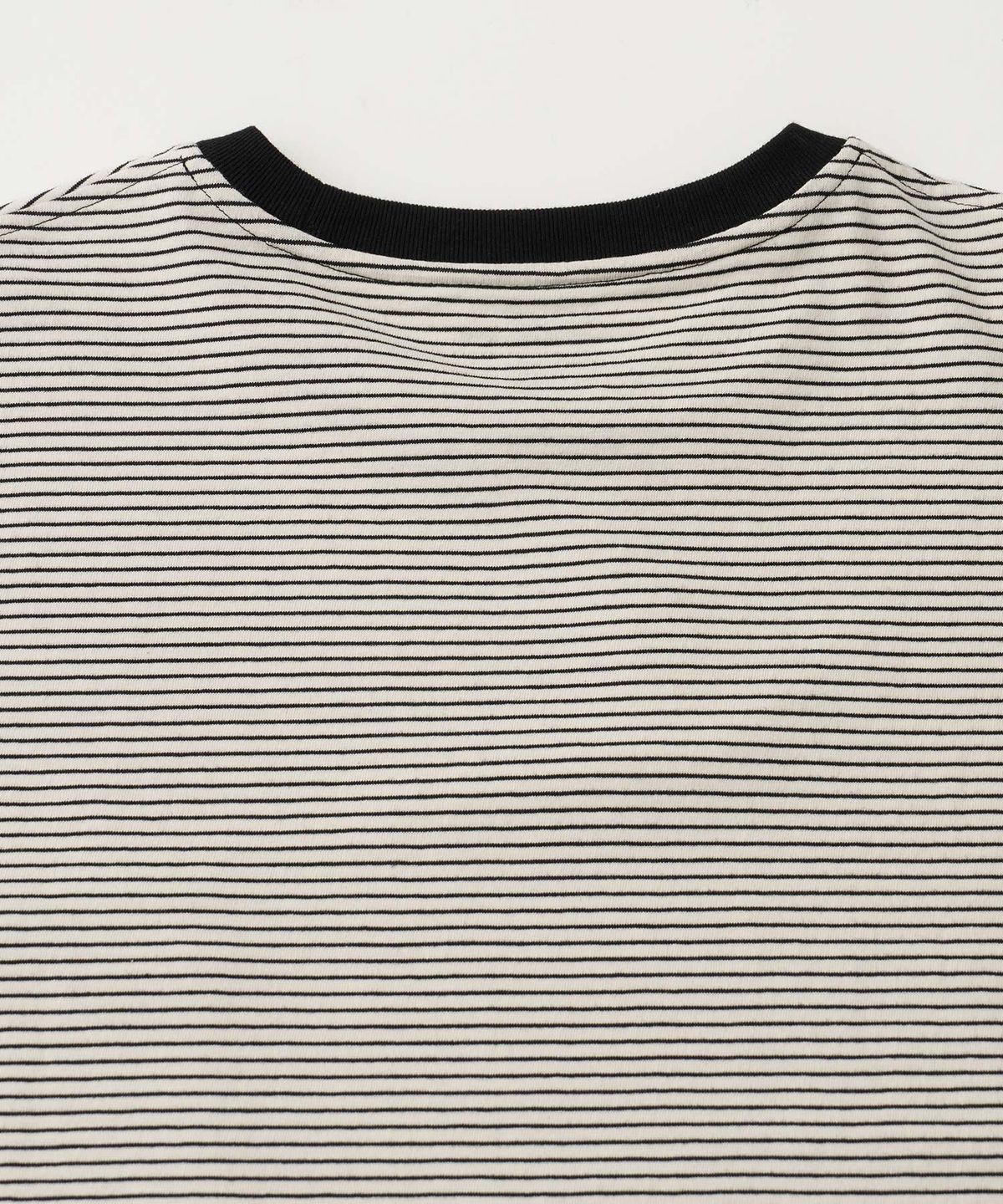 어나더 오피스(ANOTHER OFFICE) Basis Border Pocket Tee (Off White)