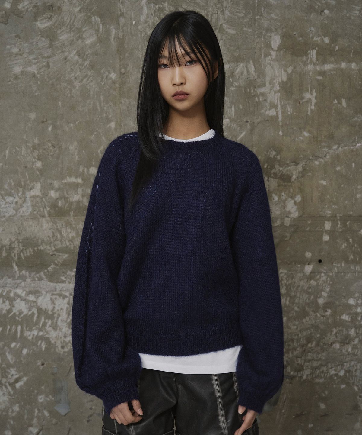에르에르(ERER) Balloon Sleeve Scallop Knit Navy