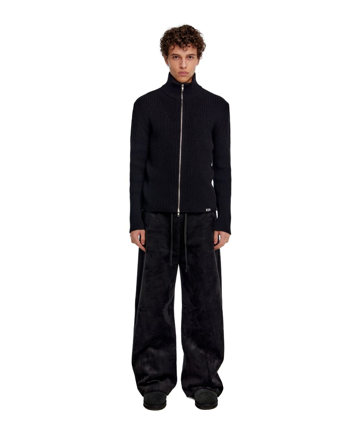 이알에이(ERA) UNISEX SUEDE EFFECT TRACK PANTS - BLACK