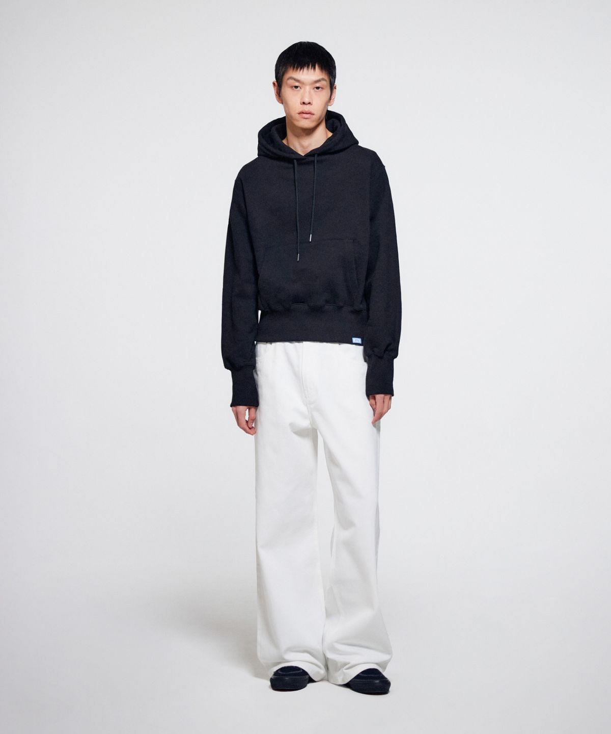 이알에이(ERA) UNISEX ERA HEAVY HOODIE - BLACK