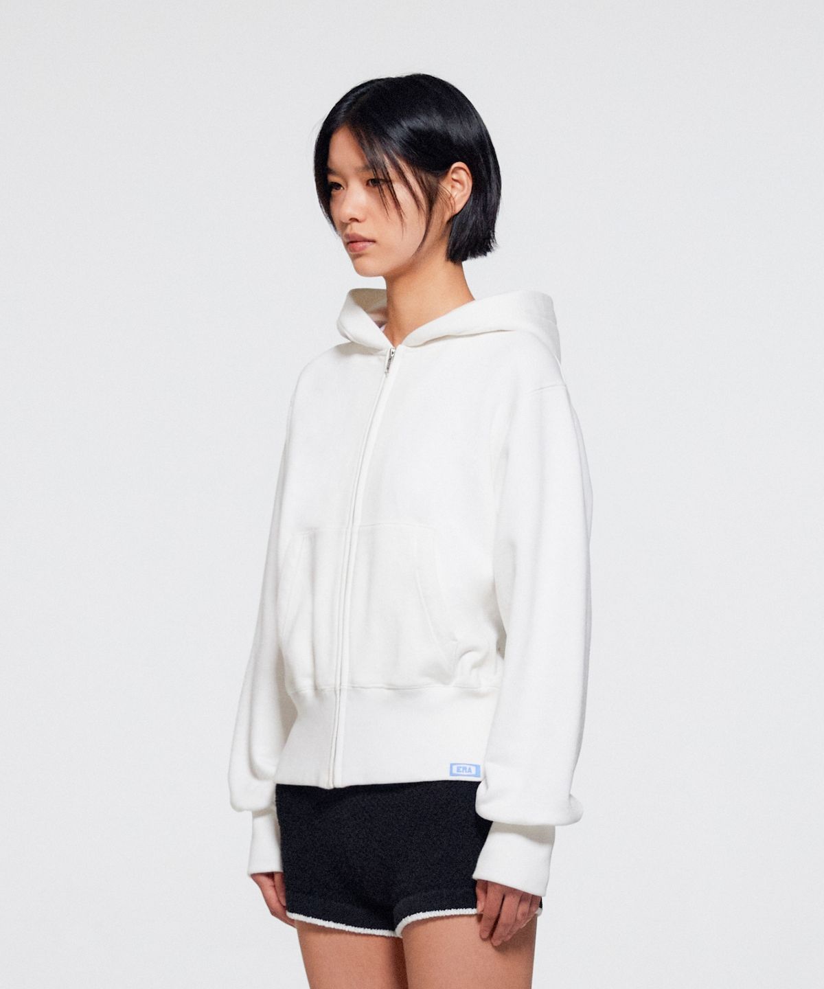 이알에이(ERA) UNISEX ERA HEAVY HOODED ZIP-UP - WHITE