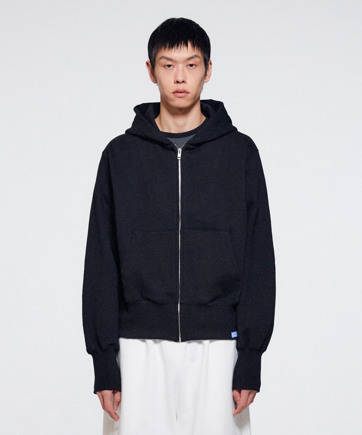 이알에이(ERA) UNISEX ERA HEAVY HOODED ZIP-UP - BLACK