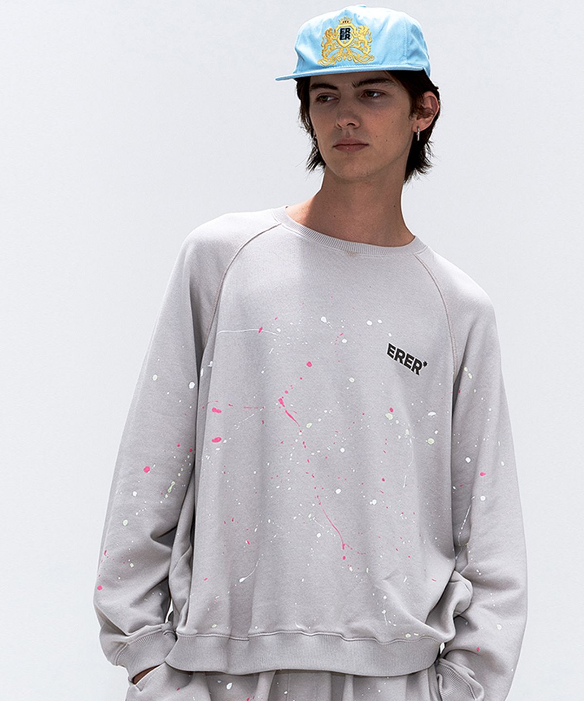 에르에르(ERER) [UN] Painting Brushstroke Sweatshirt Beige