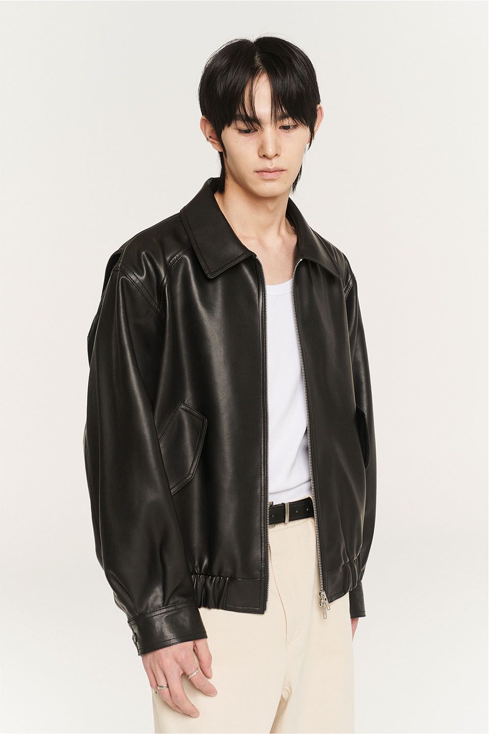 MUSINSA公式 | DOFFJASON OVERSIZED VEGAN LEATHER BOMBER JACKET
