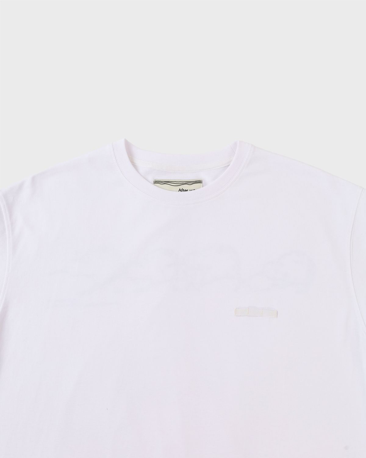 애프터웨이브(AFTERWAVE) Kiwi Running Pocket T-Shirt White