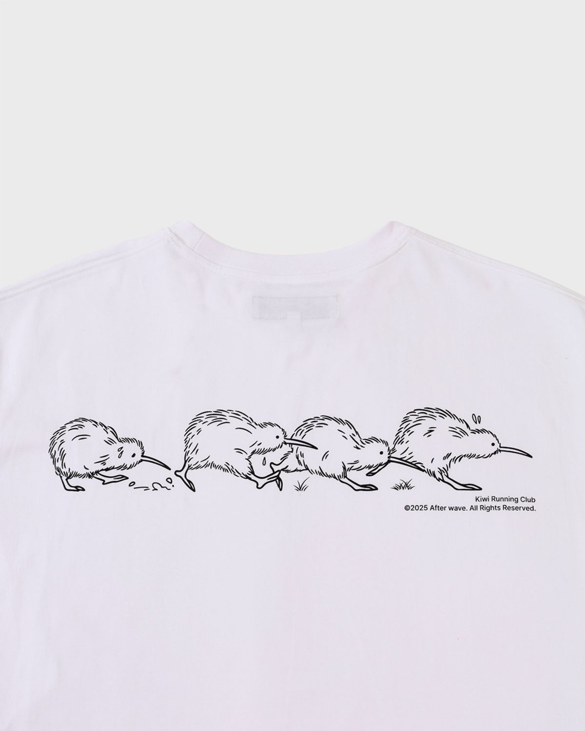 애프터웨이브(AFTERWAVE) Kiwi Running Pocket T-Shirt White