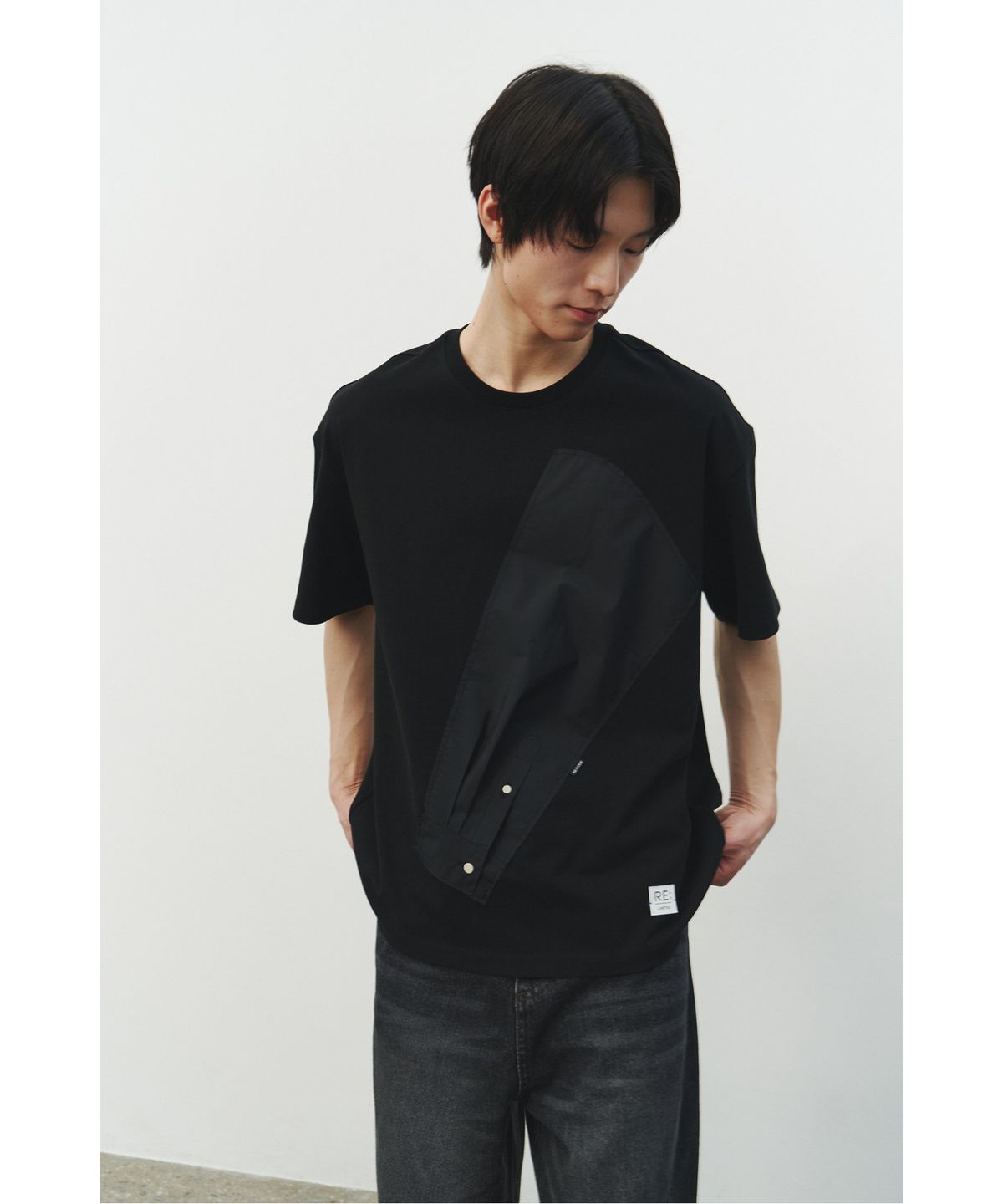 래코드(RECODE) Sleeve Patch T-shirt_RKTAM25618BKX