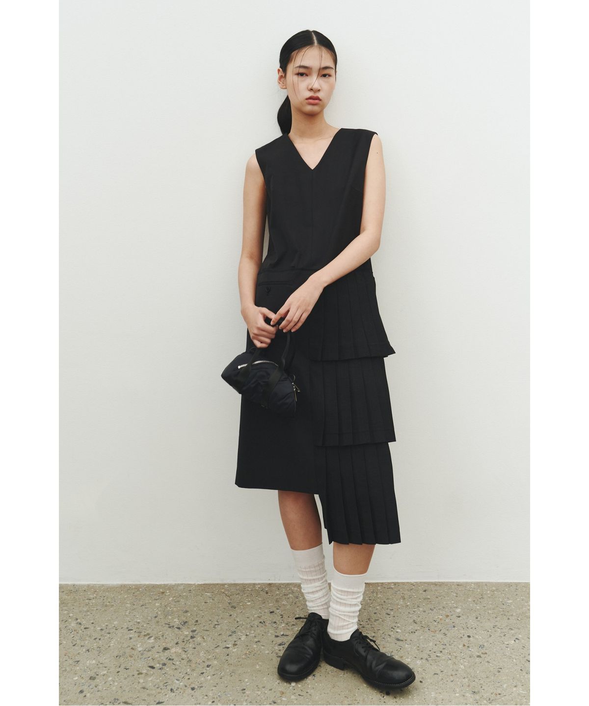 래코드(RECODE) Pleats Layered Sleeveless Dress_RQDAM25565BKX