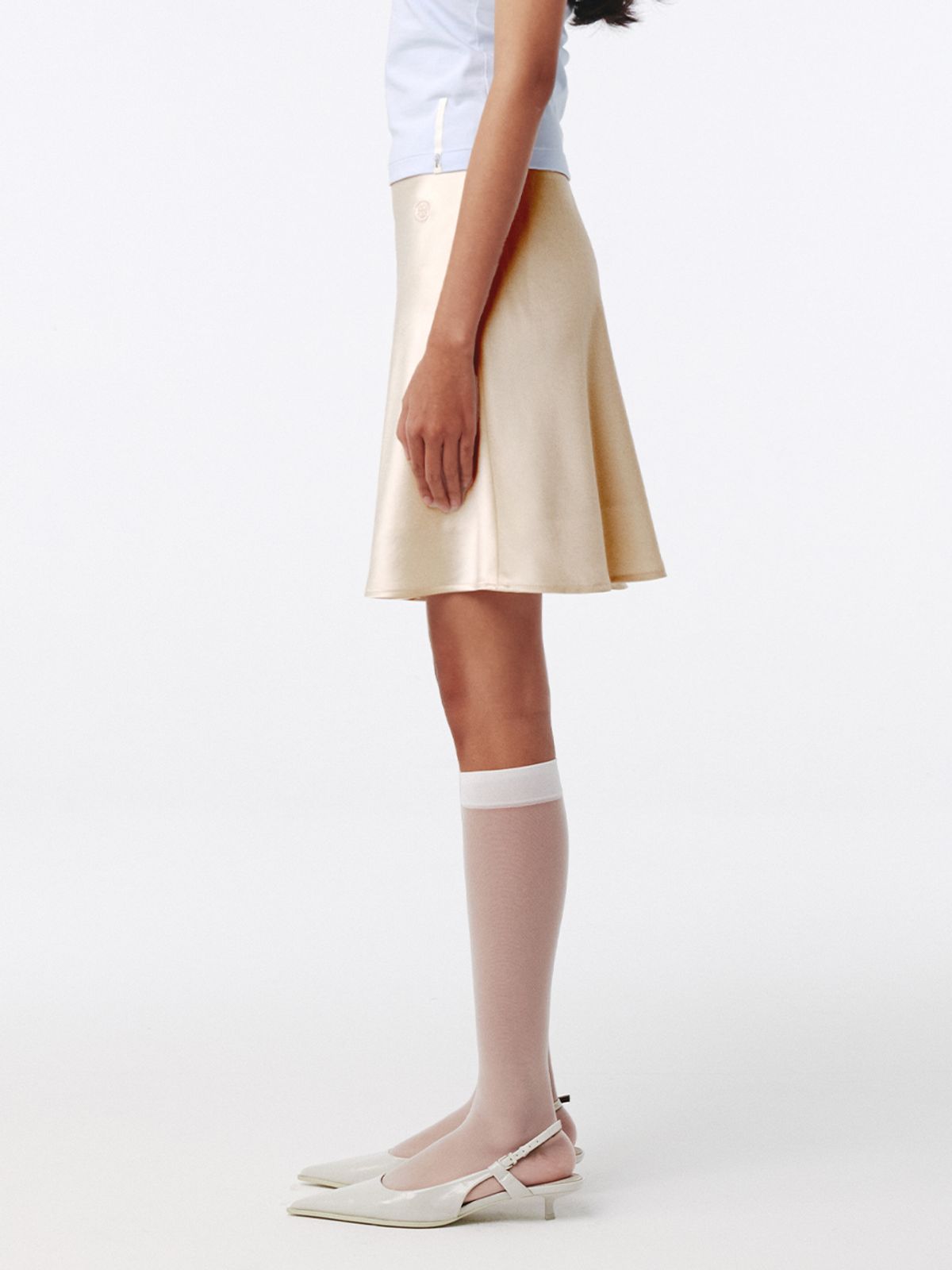 기준(KIJUN) Essential Satin Mini Skirt Champagne