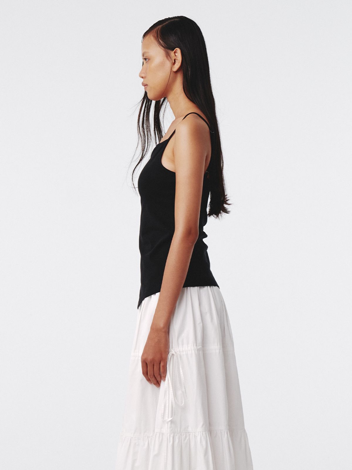 기준(KIJUN) Snap Slit Tank Top Black