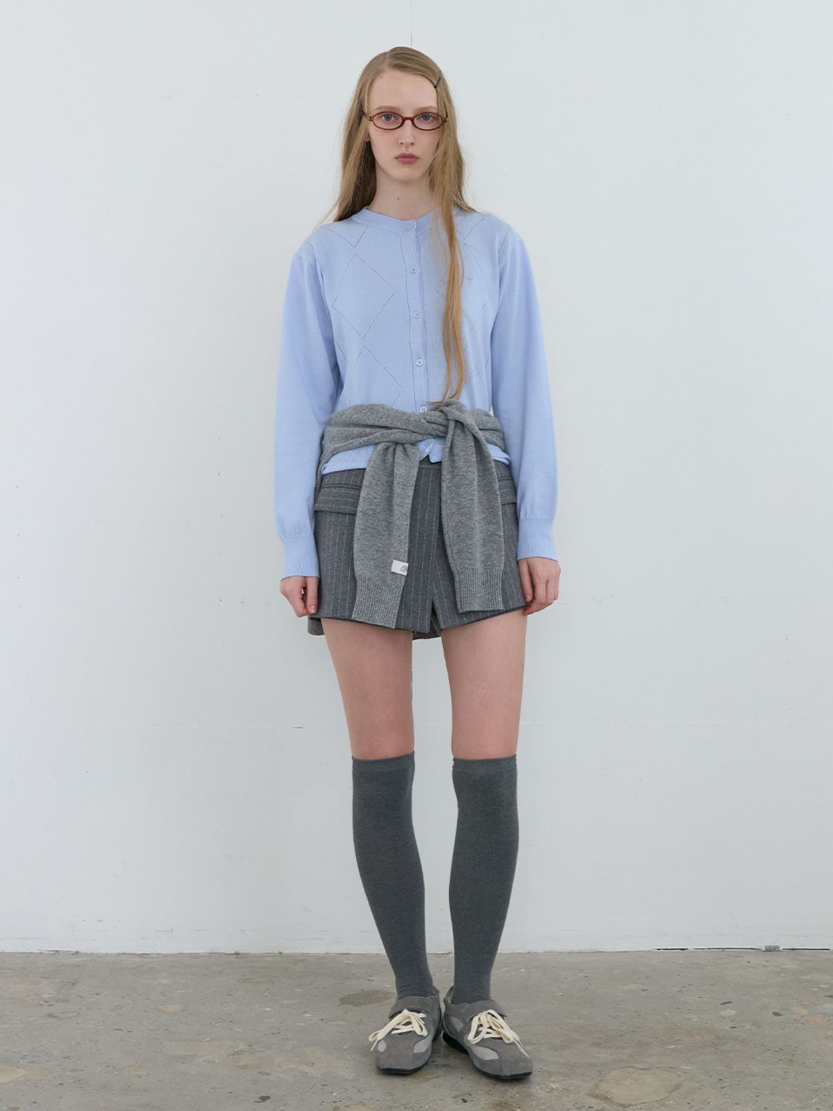 기준(KIJUN) Soft Punching Cardigan Sky Blue