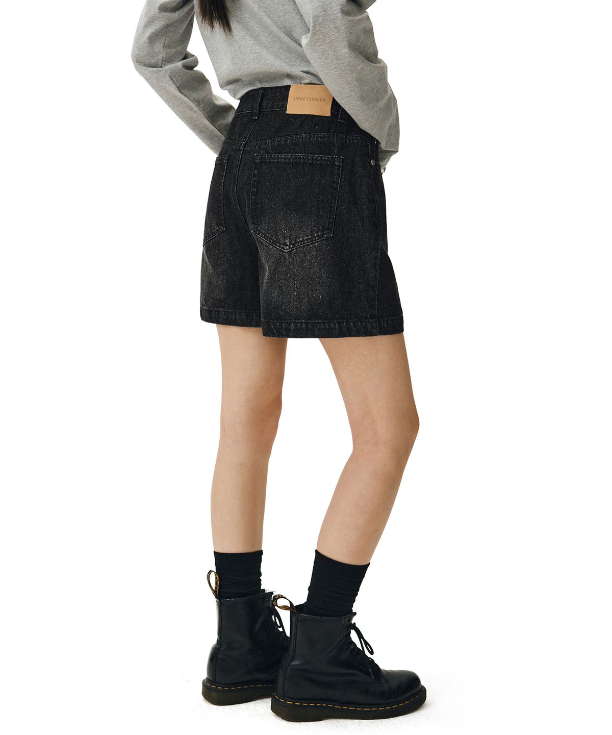 데케트 우먼(DECET WOMEN) Signature Denim Shorts DCWPT007BlackB