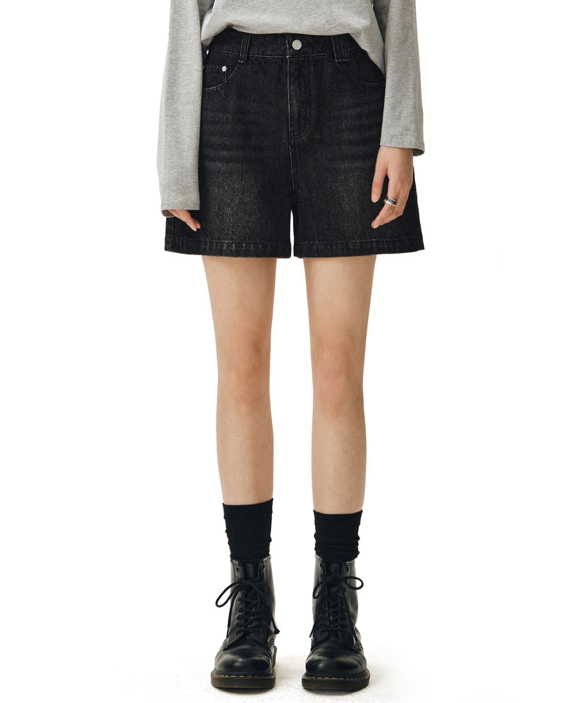 데케트 우먼(DECET WOMEN) Signature Denim Shorts DCWPT007BlackB