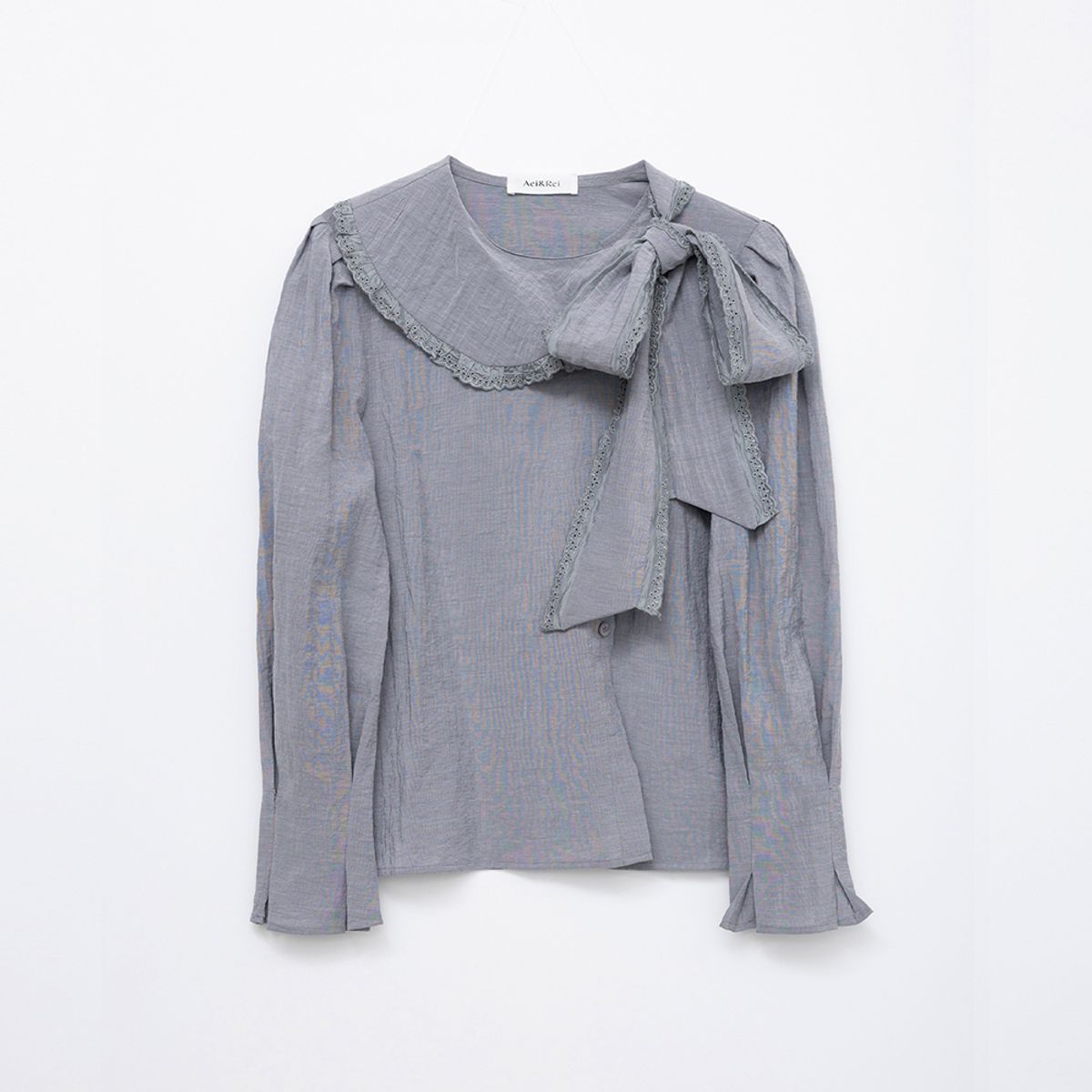 에이앤레이(AEIREI) AR_Ruffle collar ribbon blouse_GRAY