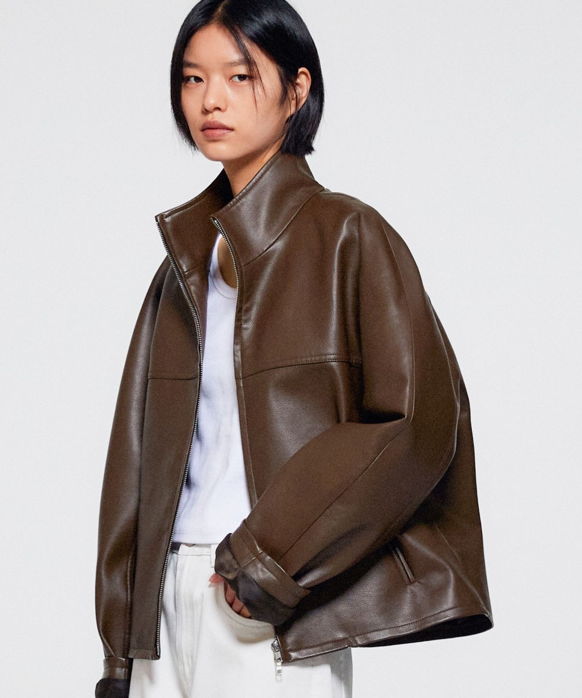 이알에이(ERA) UNISEX FAUX LEATHER OVERSIZED BALL JACKET - BROWN