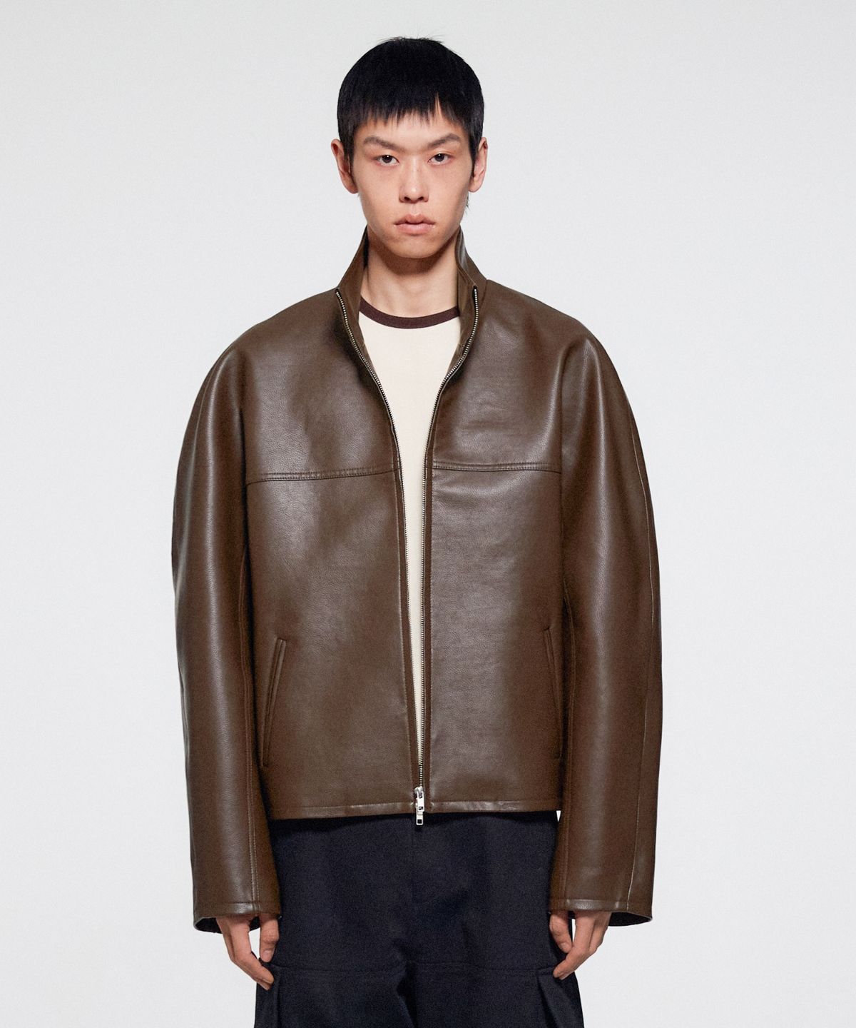 이알에이(ERA) UNISEX FAUX LEATHER OVERSIZED BALL JACKET - BROWN
