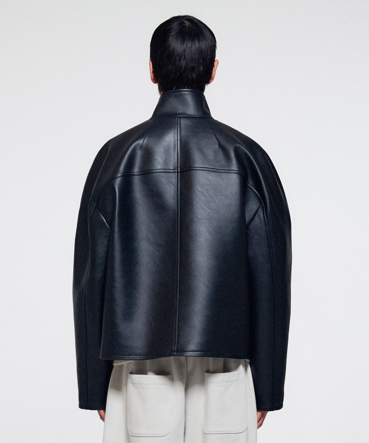 이알에이(ERA) UNISEX FAUX LEATHER OVERSIZED BALL JACKET - BLACK