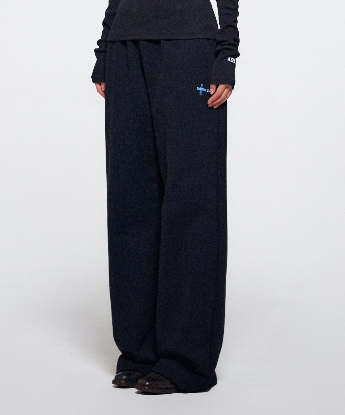 이알에이(ERA) UNISEX ERA HEAVY SWEATPANTS - BLACK