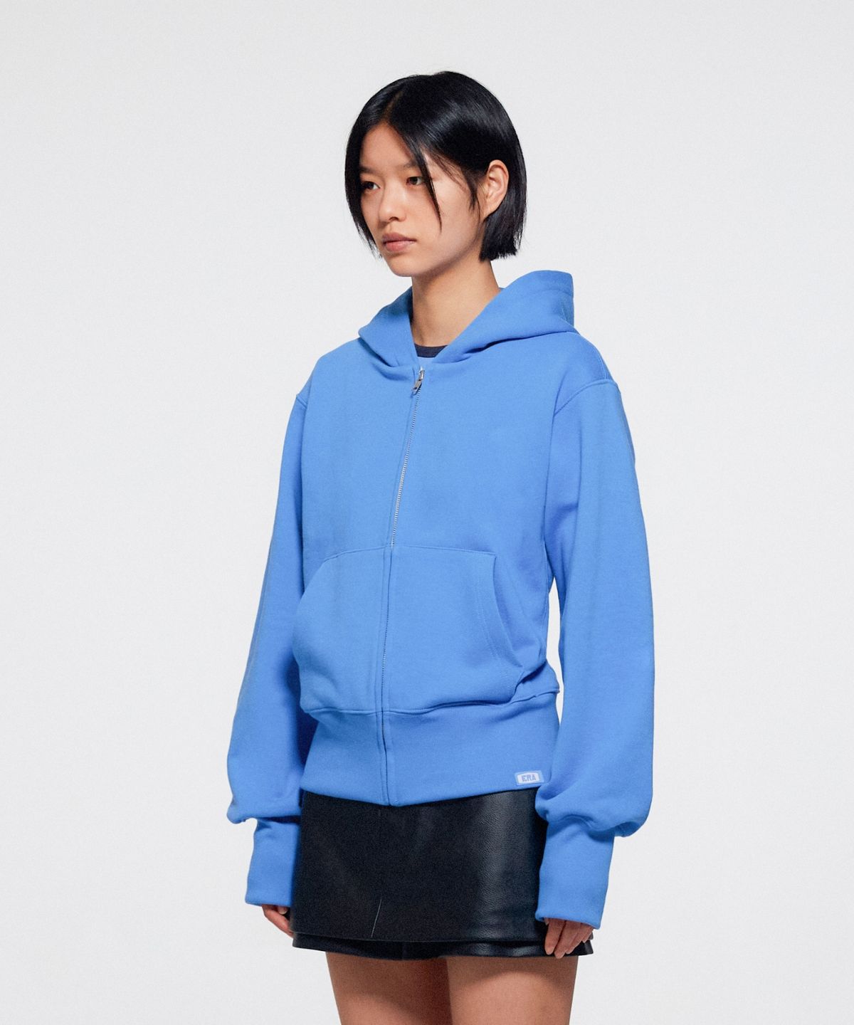 이알에이(ERA) UNISEX ERA HEAVY HOODED ZIP-UP - BLUE