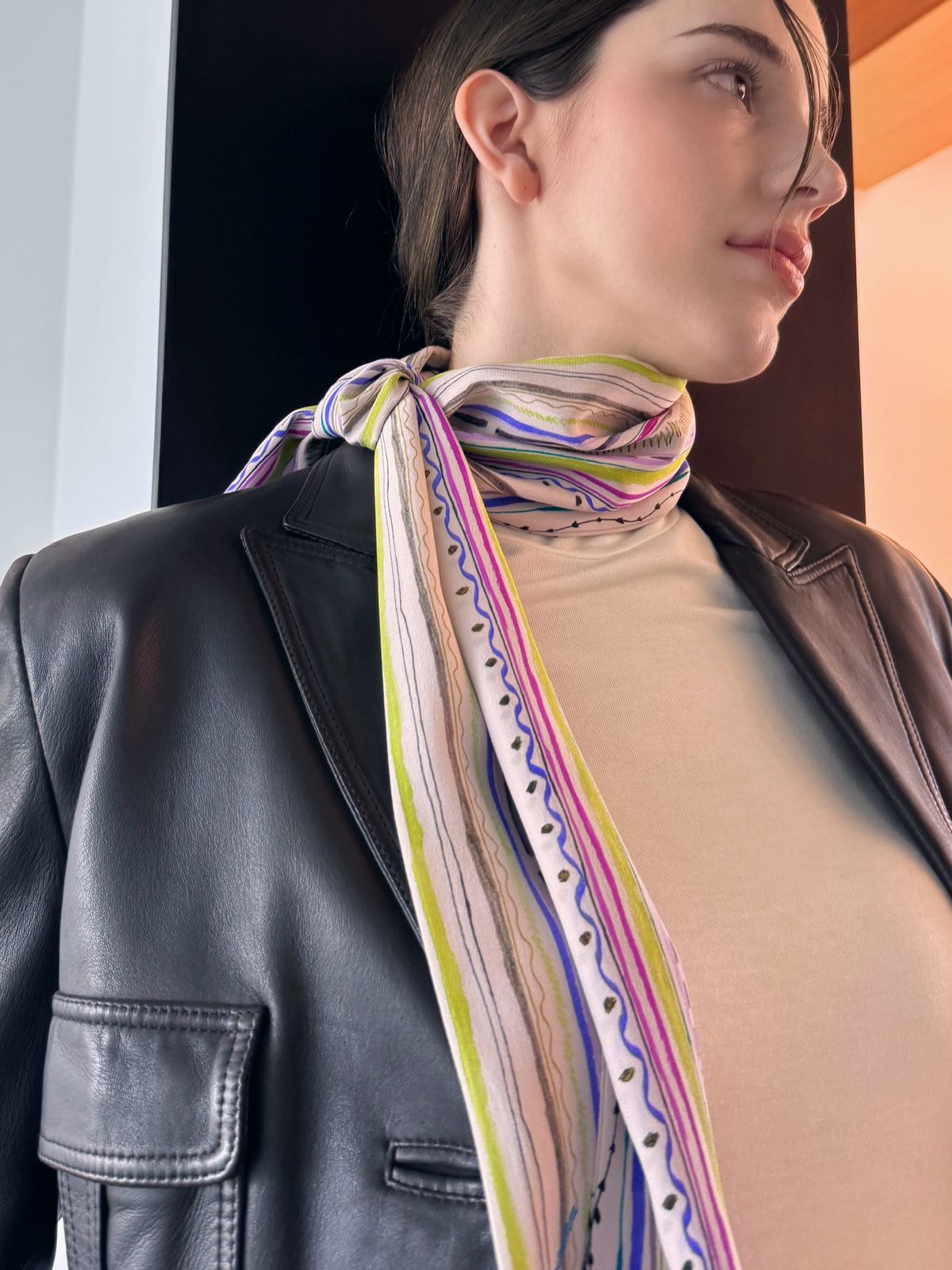 마레트라(MARAETHRA) Groovy Doodle Wide Silk Tie Scarf 그루비 두들 와이드 실크 타이 스카프