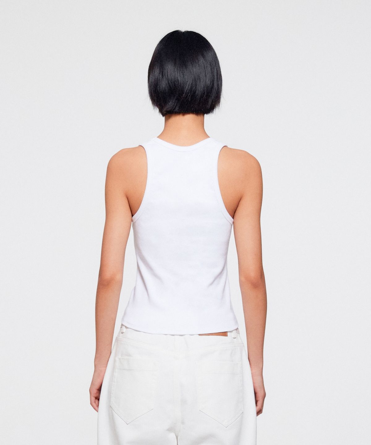 이알에이(ERA) WOMEN ERA HEAVY SLEEVELESS - WHITE