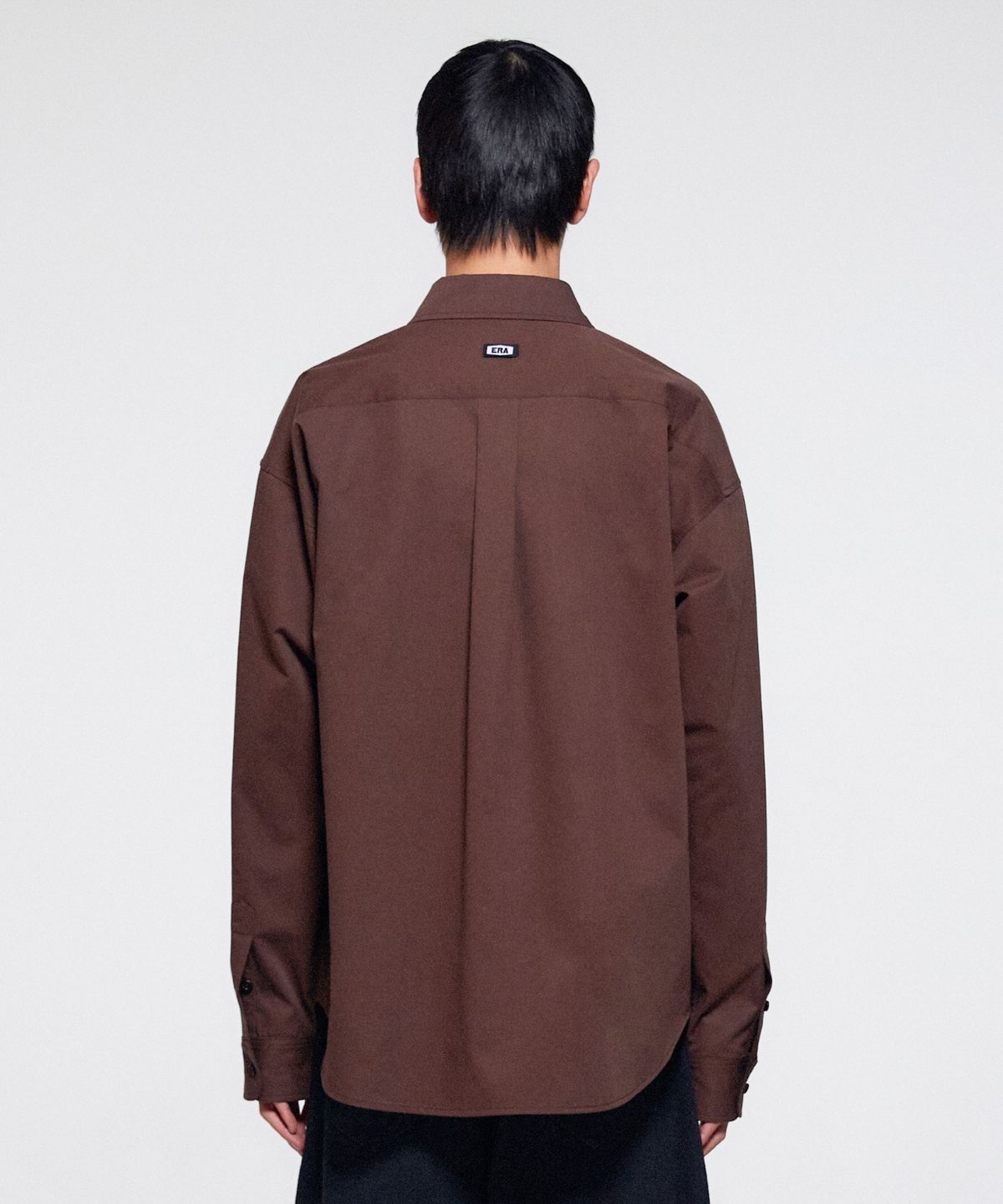 이알에이(ERA) UNISEX ERA CLASSIC SHIRTS - BROWN