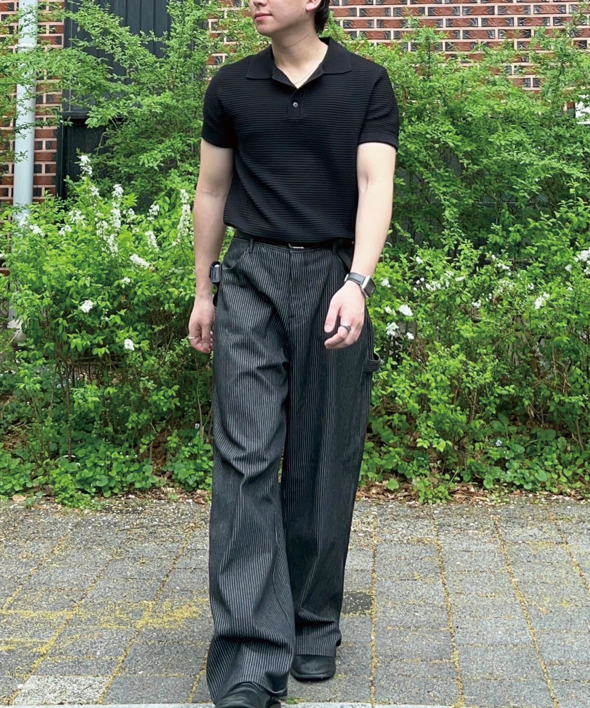 에르비노(HERVINO) 케이블 카라 머슬핏 반팔 니트[블랙]