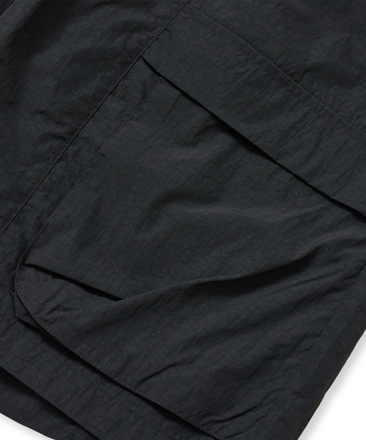 브라운브레스(BROWNBREATH) TAG NYLON POCKET SHORTS - BLACK