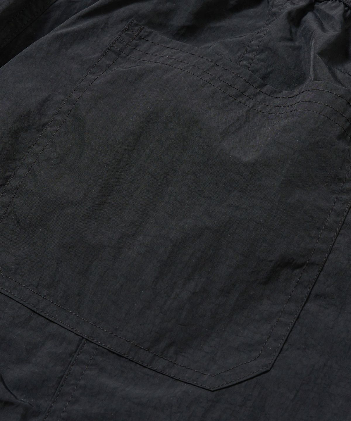 브라운브레스(BROWNBREATH) TAG NYLON POCKET SHORTS - BLACK