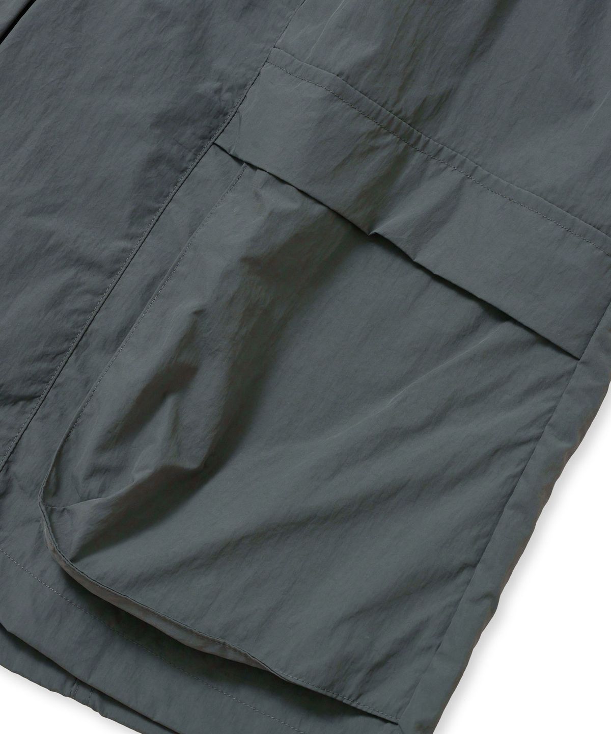 브라운브레스(BROWNBREATH) TAG NYLON POCKET SHORTS - CHARCOAL